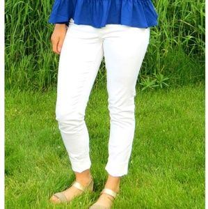 Cute & comfy white skinny jeans